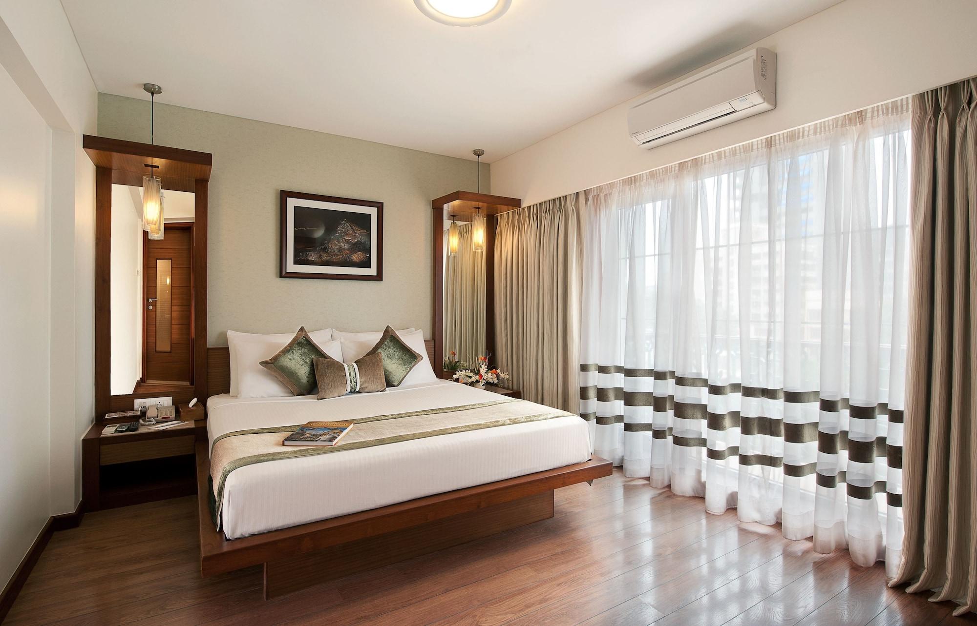Grand Residency Hotel & Serviced Apartments Bombaj Exteriér fotografie