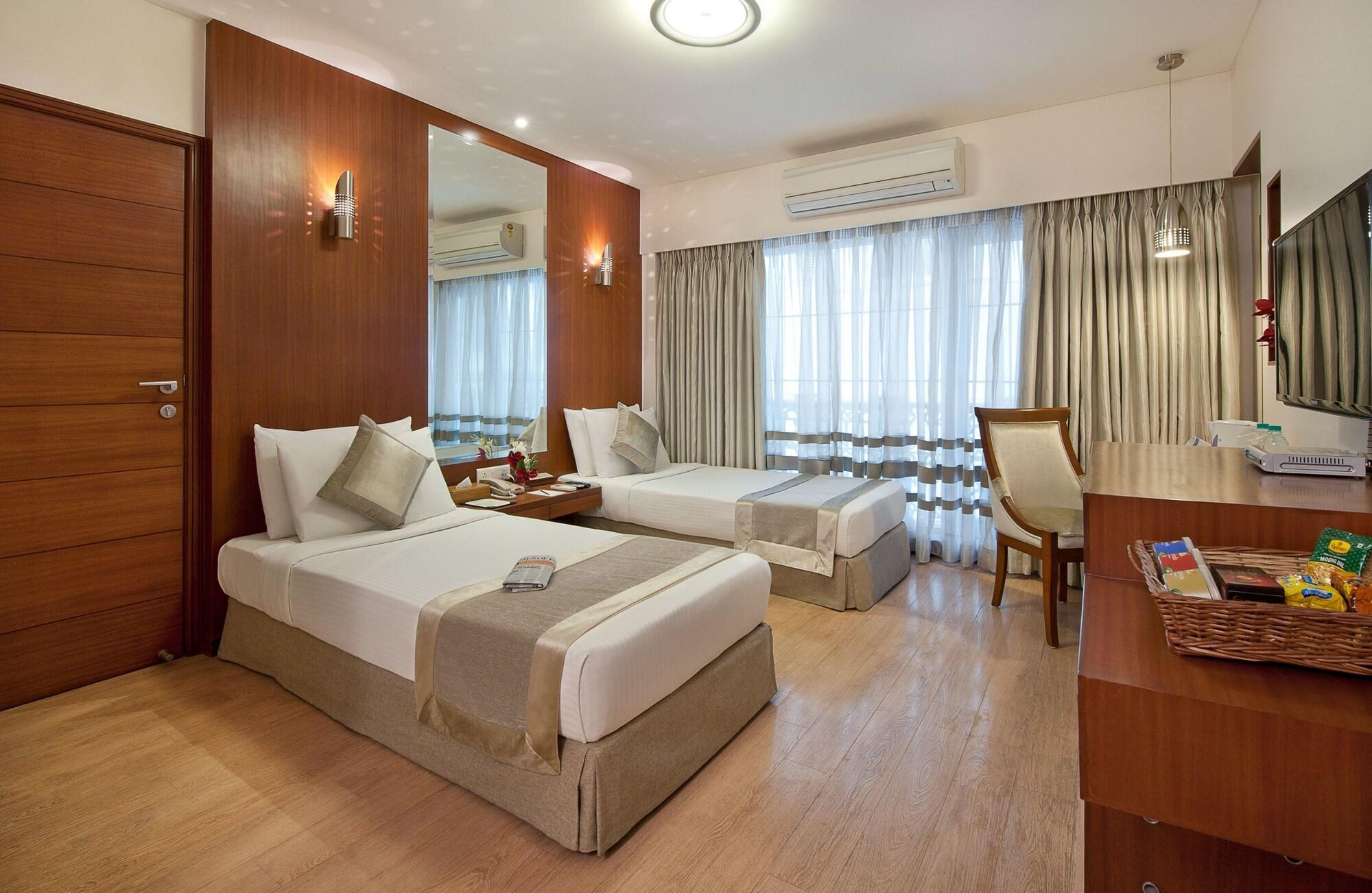 Grand Residency Hotel & Serviced Apartments Bombaj Exteriér fotografie