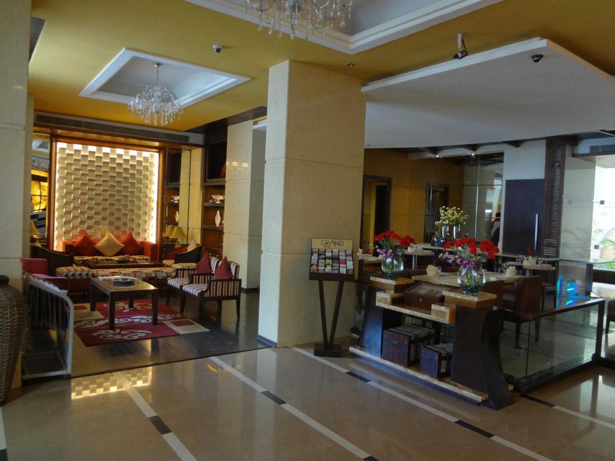 Grand Residency Hotel & Serviced Apartments Bombaj Exteriér fotografie