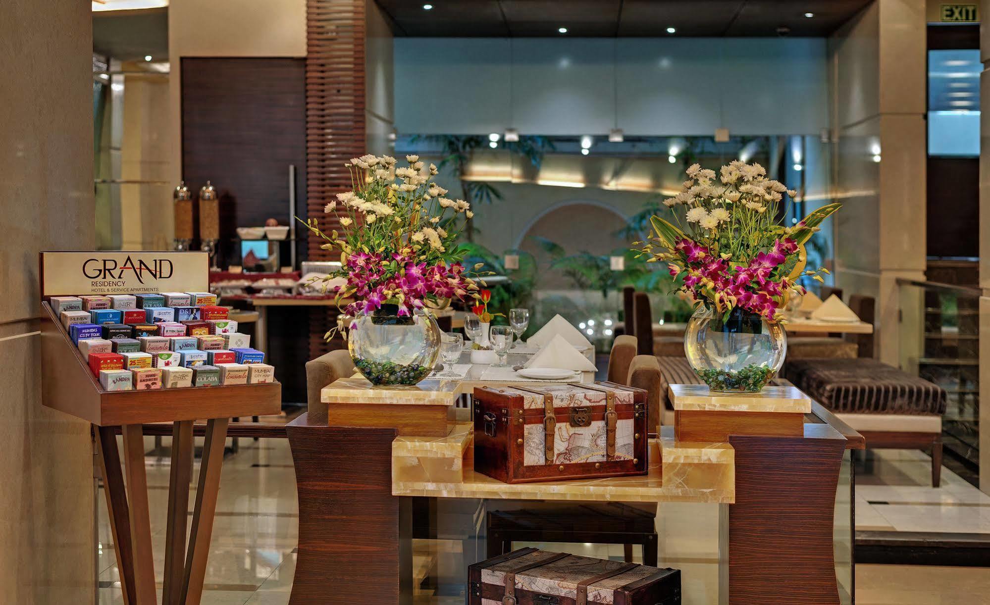 Grand Residency Hotel & Serviced Apartments Bombaj Exteriér fotografie
